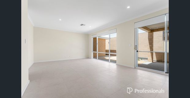 Brand New 3x2 Villa in Dianella - Stylish & Low Maintenance Living! - Photo 1