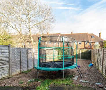 3 bed House - Terraced To Let - Photo 1