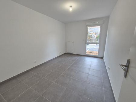 location Appartement T3 DE 62.54m² À MANOSQUE - Photo 4