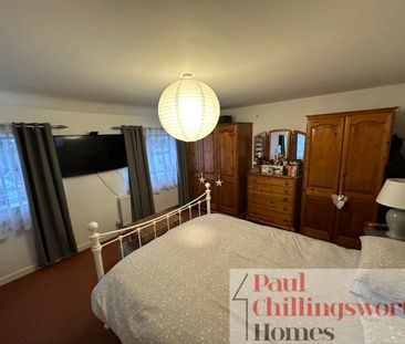 1 bed Terraced House - Photo 6