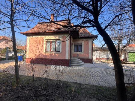 Árpád város, Bács-Kiskun, 6000, Kecskemét - Photo 3