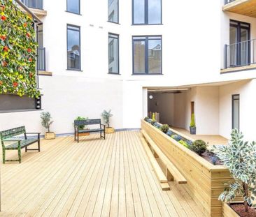 1 bedroom Flat To Let - Photo 6