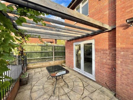 3 bedroom semi-detached house to rent - Photo 4