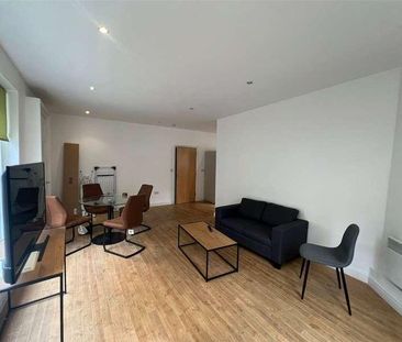 St. James's Parade, Bath, Somerset, BA1 - Photo 2