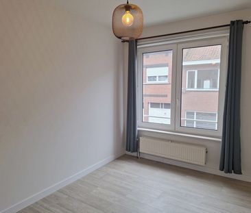 3-slaapkamerappartement met terras en garage op de 1ste verdieping. - Photo 5