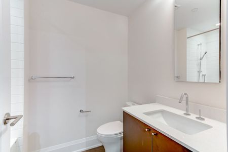 For Lease - 88 Cumberland Street Unit# 307, Toronto, Ontario - Photo 4