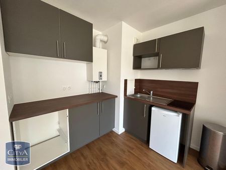 Location Appartement 2 pièces 47m² ST PIERRE DU PERRAY 91280 - Photo 4