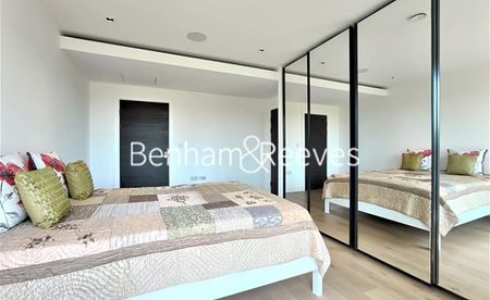 3 Bedroom flat to rent in Kew Bridge Road, Brentford, TW8 - Photo 5