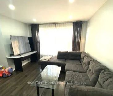 631 Shakespeare Avenue #Upper - Photo 2