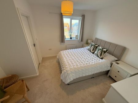 3 bedroom semi-detached house to rent - Photo 4