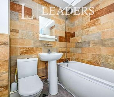 The Willows, Twyford Avenue, PO2 - Photo 6