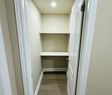 For Lease - 3 Elverton Crescent, Brampton, Ontario - Photo 3