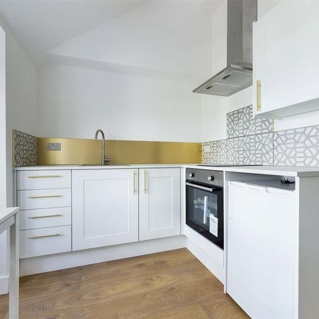 Studio to rent - Photo 3