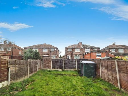 3 bedroom end of terrace house to rent - Photo 5