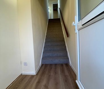 2 Bed Maisonette, Cotelands, CR0 - Photo 5