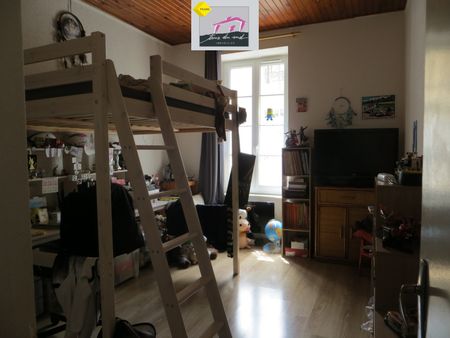 Location Appartement 3 pièces 75m² LEZIGNAN CORBIERES 11200 - Photo 2