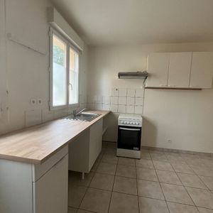 Location Appartement 1 pièce 28m² PLERGUER 35540 - Photo 2