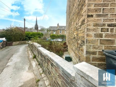Clement Street, Birkby, Huddersfield, HD1 - Photo 4