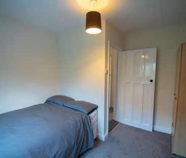 Abbotsford Road Room 1 - Photo 6