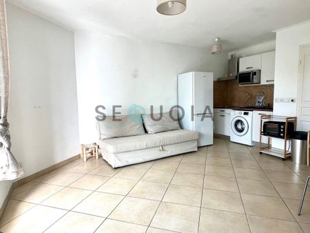 Location Appartement 1 pièce 33m² ANTIBES 06600 - Photo 2