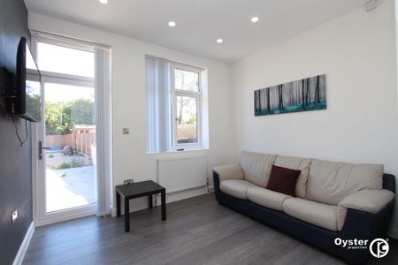 House share to rent - Photo 2