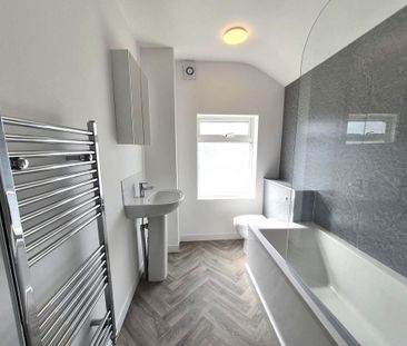 2 bedroom terraced house to rent - Photo 6