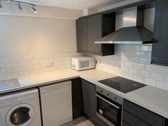 Student Apartment 4 bedroom, Broomhill, Sheffield - Photo 1