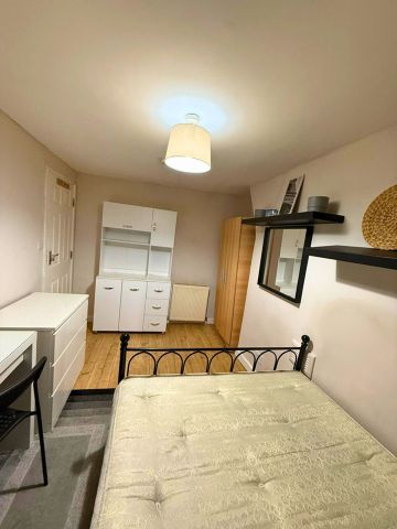 Room in a Shared House, East India Dock Road, E14 - Photo 3