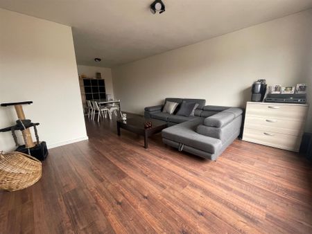 Gerenoveerd 1 slpk appartement (67m²) met terrasje op toplocatie! - Photo 2