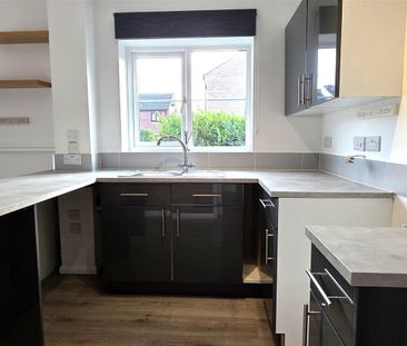 Dabinett Avenue, Hereford - Photo 2