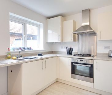 3 bedroom terraced house to rent - Photo 4