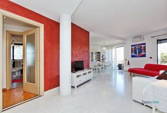 Trilocale in Via Caterina Fieschi, Roma