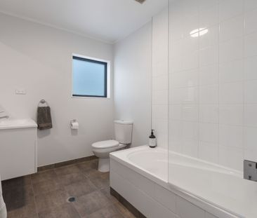 99 Battalion Drive, Papakura, Auckland - Photo 6