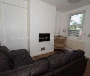 Coronation Street, Salford - Photo 2