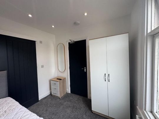 1 bedroom in a house share to rent - Photo 1