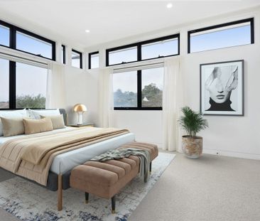 ELEGANT FAMILY LIVING WITH PREMIUM FINISHES & DISTRICT VIEWS - Photo 6