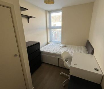 8 bedroom house share to rent - Photo 3