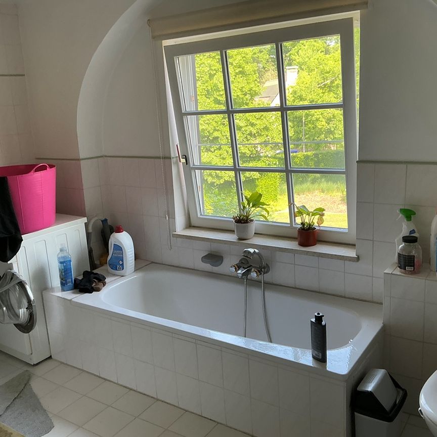 Grote kamer met privé badkamer vlakbij natuur met grote tuin - Photo 1