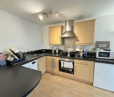 2 bedroom apartment to rent - Photo 6