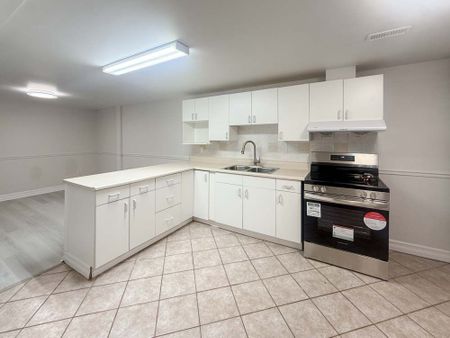 For Lease - 130 Kingslake Road Unit# Lower, Toronto, Ontario - Photo 2