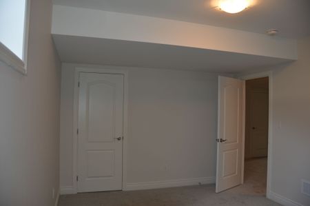 For Lease - 48 Callams Bay Crescent, Amherstburg, Ontario - Photo 2