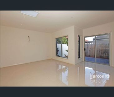 41 Highlands Road, Thomastown, Vic 3074 - Photo 4