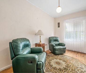 3 Burton Avenue, Windsor Gardens SA 5087 - Photo 6