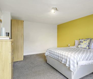 2 bedroom flat to rent - Photo 3