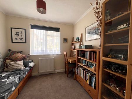 Radford Park Road, Plymouth, Devon, PL9 - Photo 5