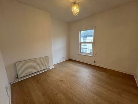 2 Bed Terraced House, Gorst Street, L4 - Photo 4