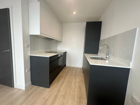 1 bedroom flat to rent - Photo 4