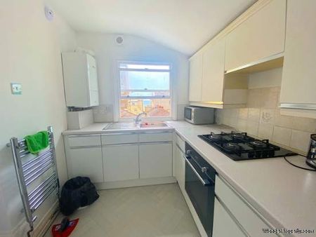 2 bedroom property to rent in Hove - Photo 4