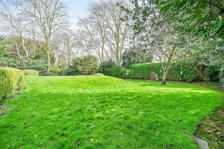 3 bedroom flat to rent - Photo 4