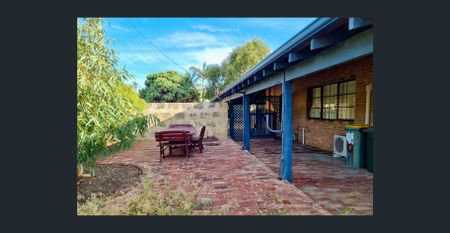 Beachside Beauty - Photo 5